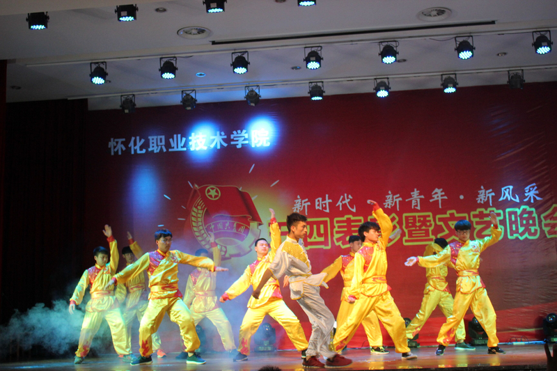 1525682544373073984.jpg 2.jpg