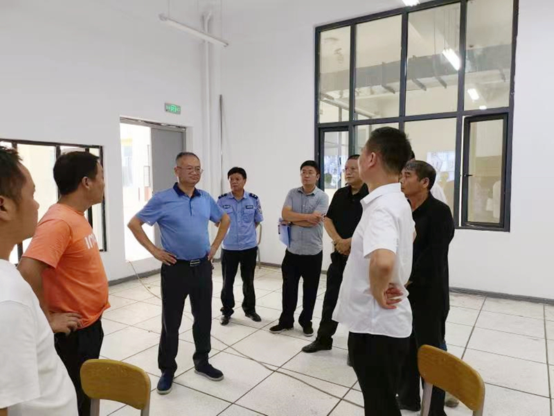 1663749295697012344.jpg 770dde38c0fab66df08bffa38010995.jpg